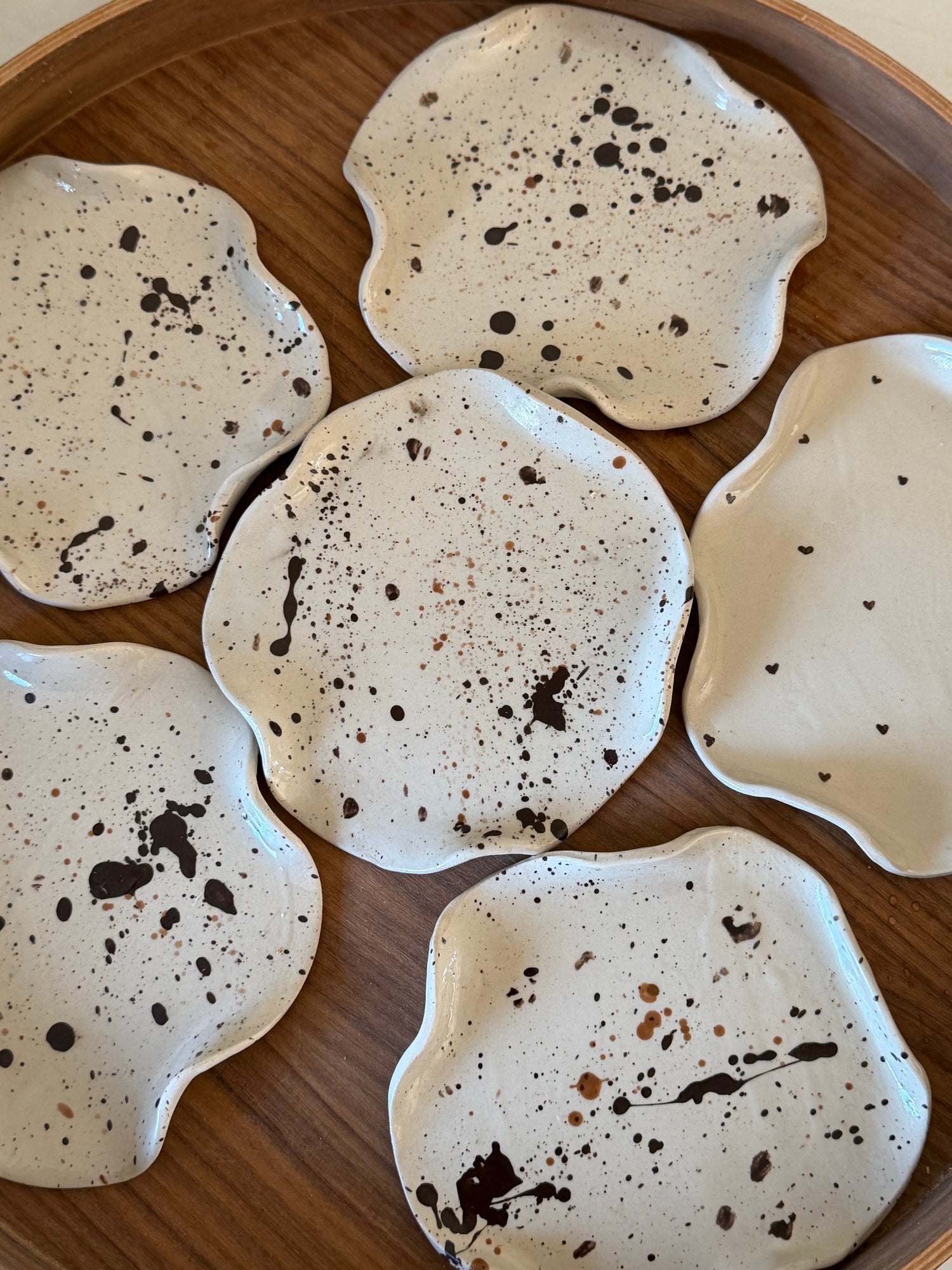 Wavy plates